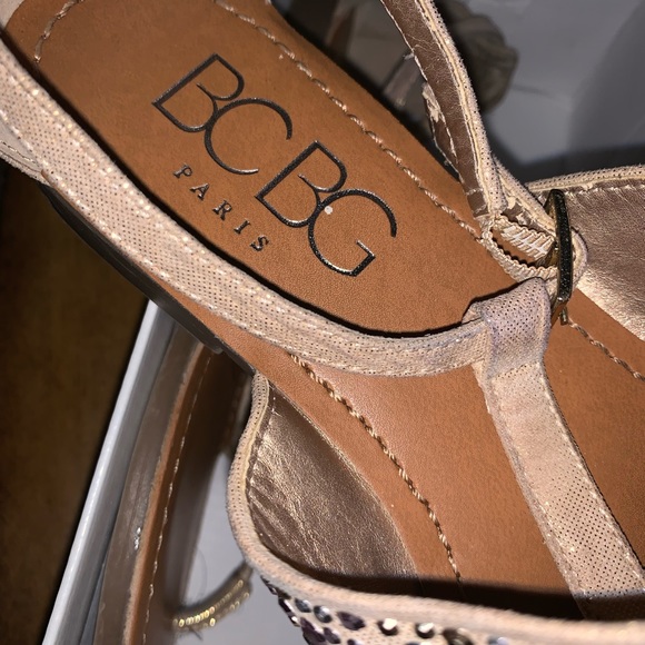 Size 7 BCBG flats - Picture 5 of 6